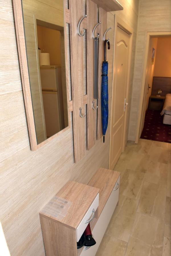 וארנה City Apartments מראה חיצוני תמונה